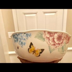 Lenox Butterfly Meadow serving bowl